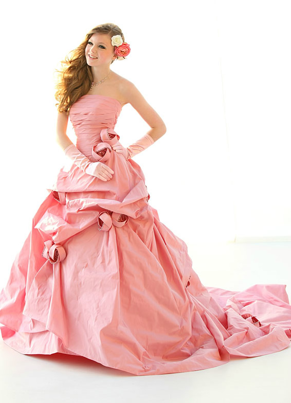 ピンクのシルクタフタのカラードレス　レンタル